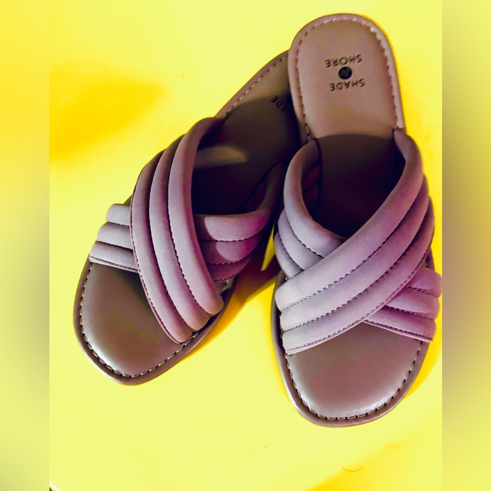 SHADE & SHORE Lavender slip on Sandals  CLEARANCE